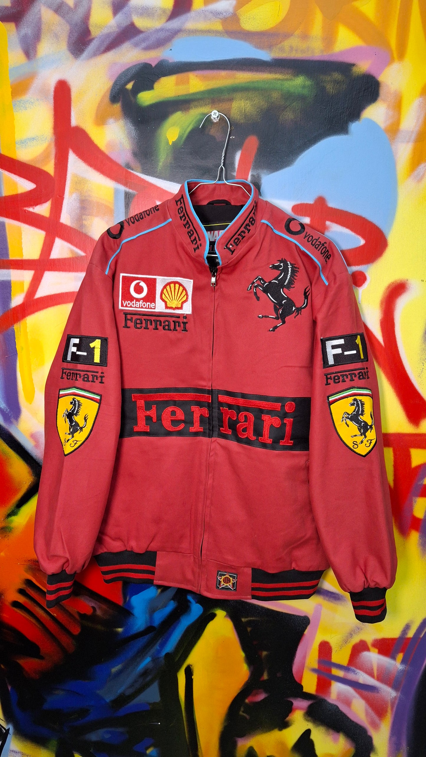 Box 10 pieces nascar jackets M&M's, Ferrari, RedBull e Pepsi