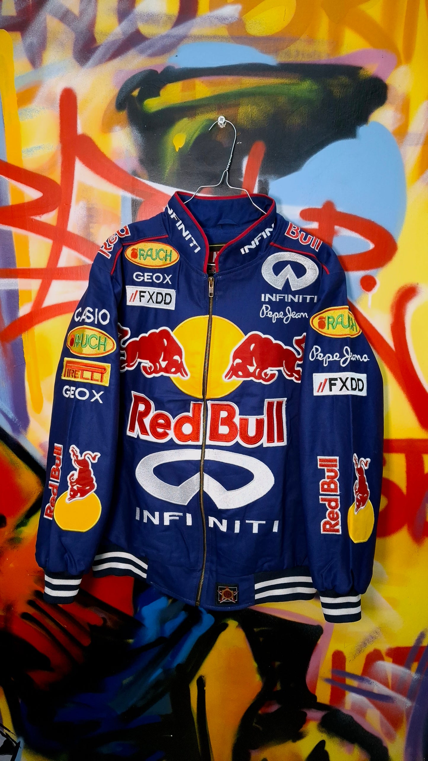 Box 10 pieces nascar jackets M&M's, Ferrari, RedBull e Pepsi